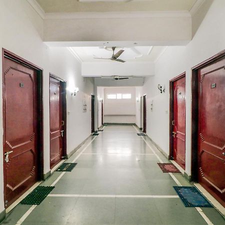 J C Guest House Hasanganj Ngoại thất bức ảnh