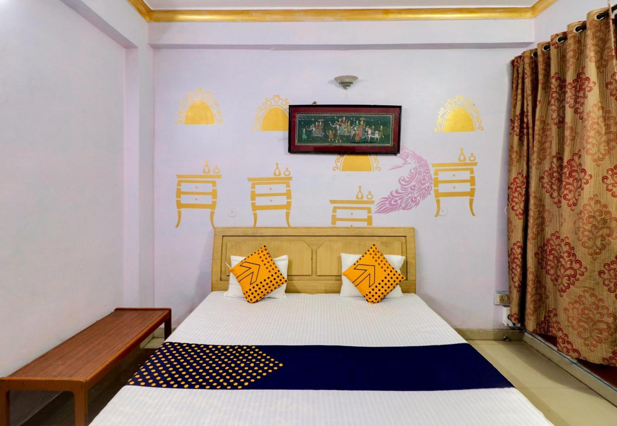 J C Guest House Hasanganj Ngoại thất bức ảnh