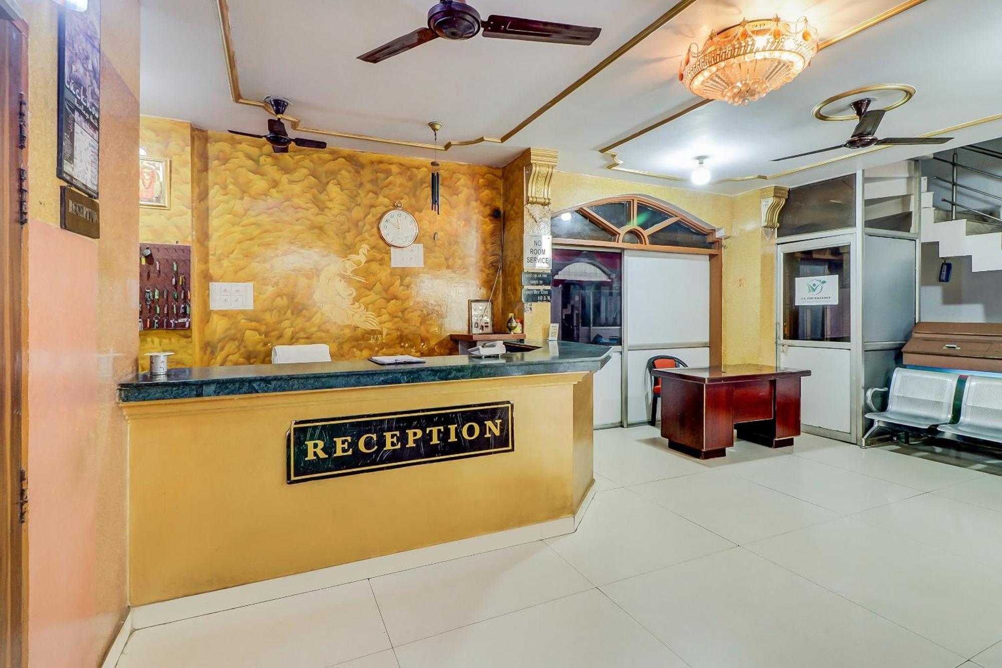 J C Guest House Hasanganj Ngoại thất bức ảnh
